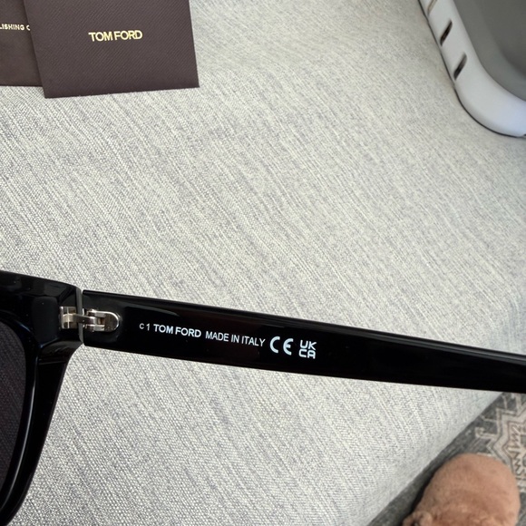 NIB Tom Ford Women’s ‘Juliette’ Sunglasses Black - Picture 6 of 7